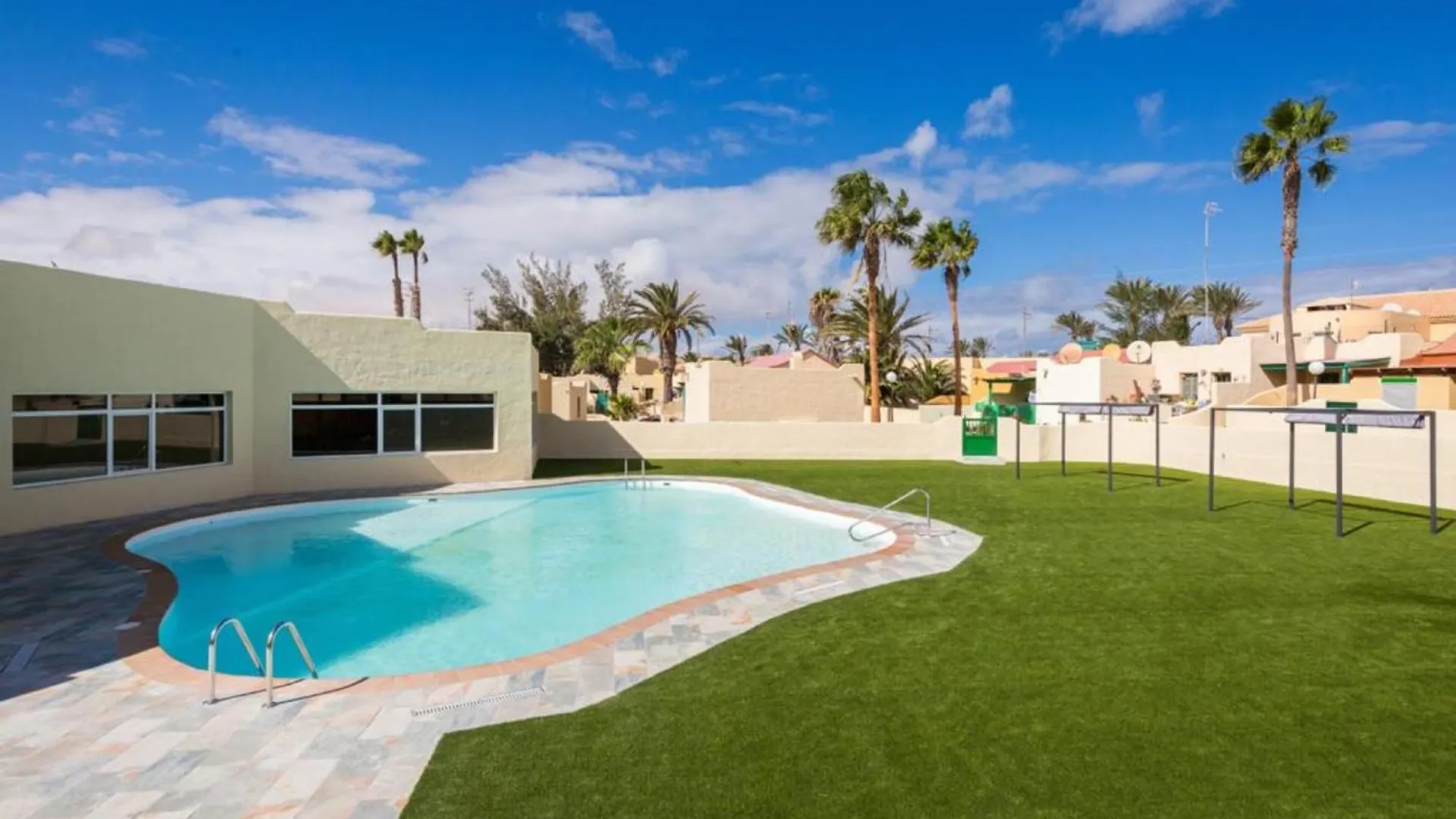 8145A - Bonito Bungalow Costa Calma Spain