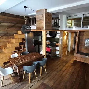 Idealement Situe Coeur Du Village - Calme & Confort , Saint-Étienne-de-Tinée France